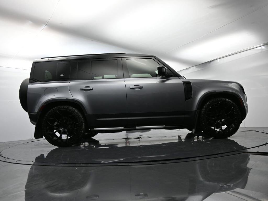 Used 2023 Land Rover Defender 110 S image 49