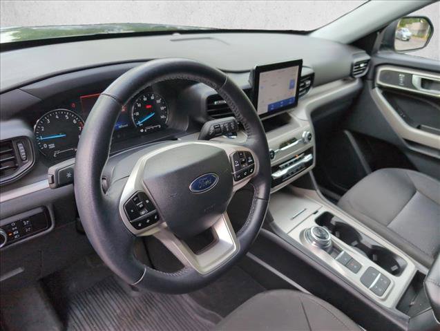 Used 2022 Ford Explorer XLT RWD image 9