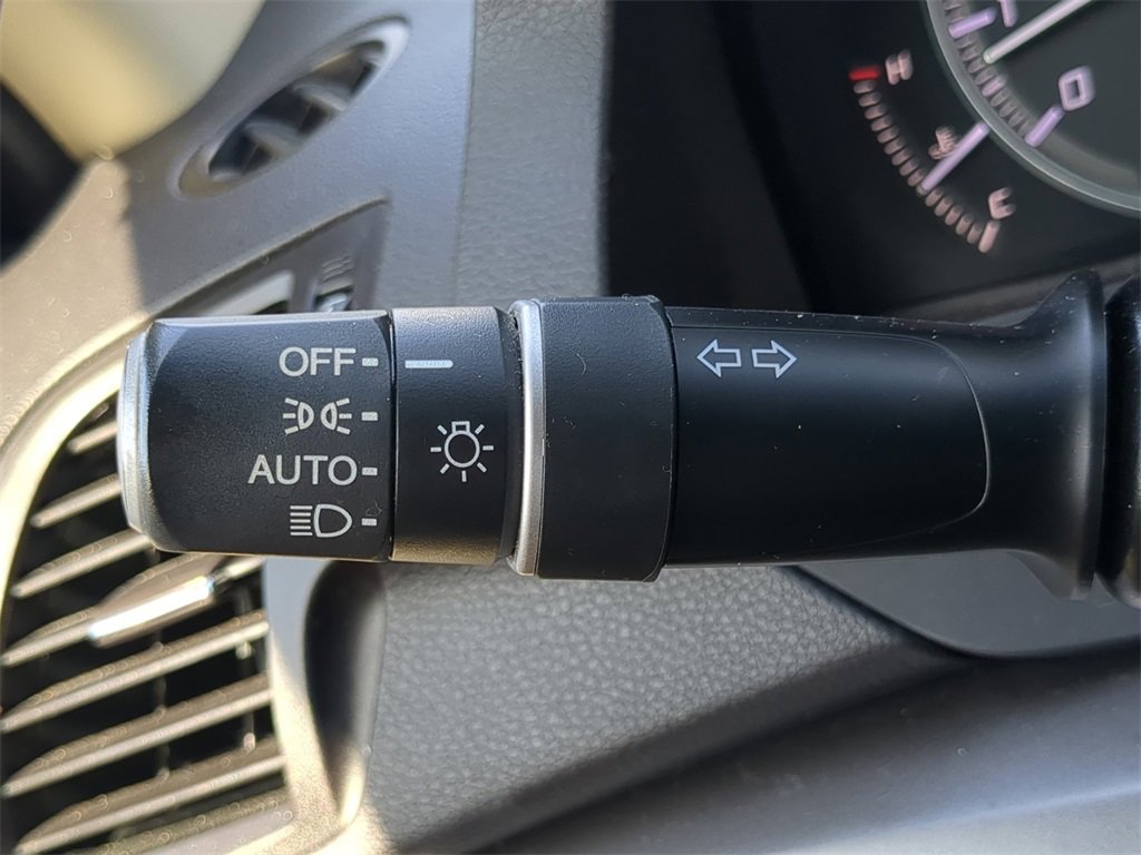 Used 2015 Acura RDX AWD image 26