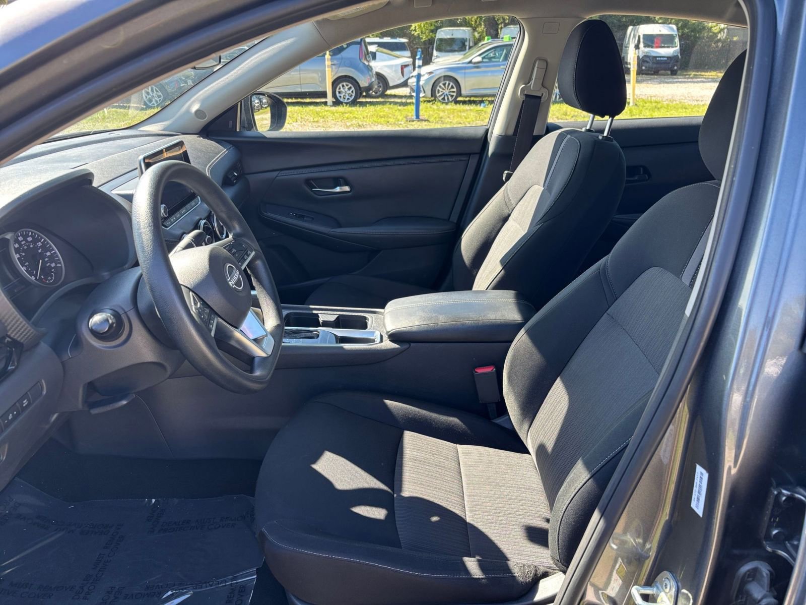 Used 2025 Nissan Sentra SV image 27
