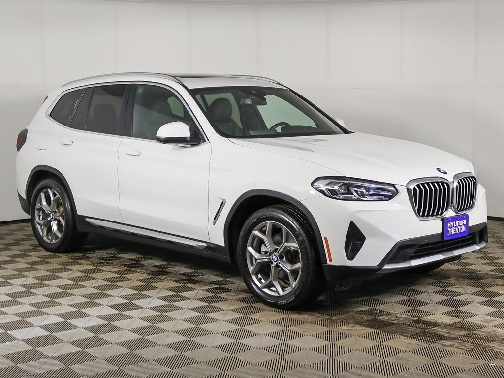 Used 2022 BMW X3 xDrive30i image 2