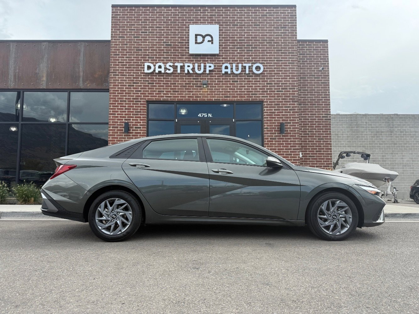 Used 2024 Hyundai Elantra SEL image 5