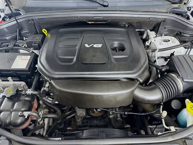 Used 2019 Jeep Grand Cherokee Laredo image 28