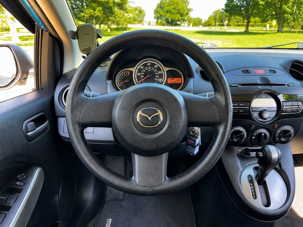 Used 2011 MAZDA MAZDA2 Sport FWD image 12