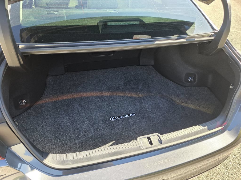 Certified 2022 Lexus ES 300h Ultra Luxury w/ Accessory Package 2 FWD image 34
