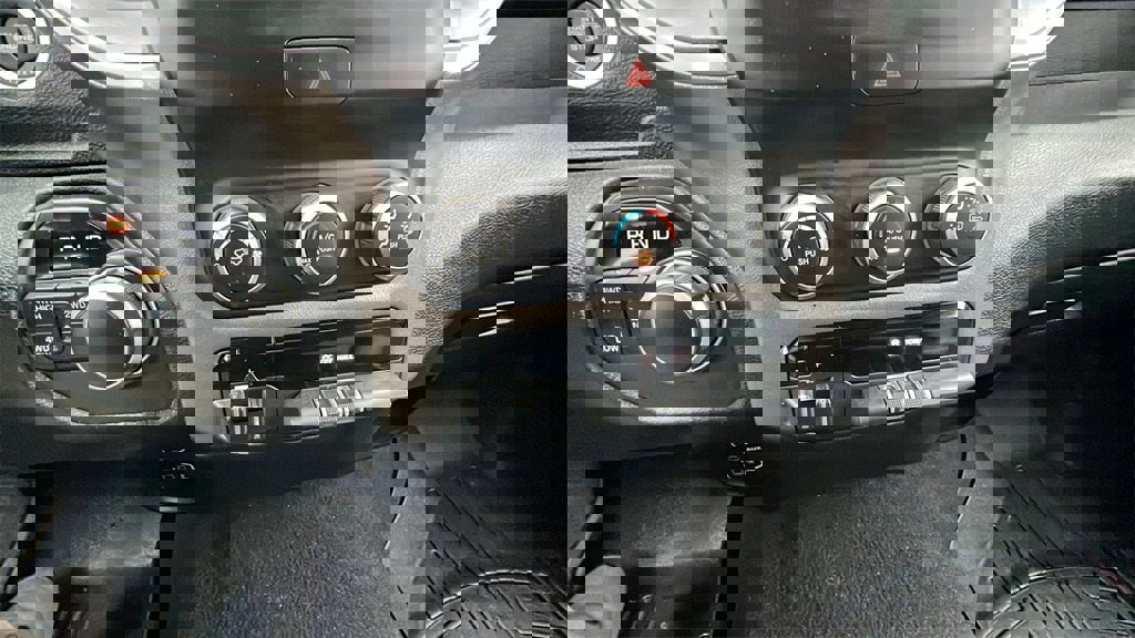 Used 2019 RAM 2500 Big Horn image 30