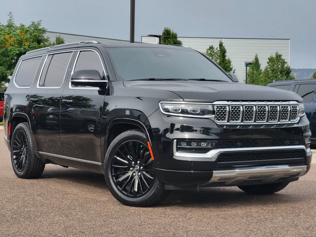 Used 2023 Jeep Grand Wagoneer Series III AWD/4WD image 3