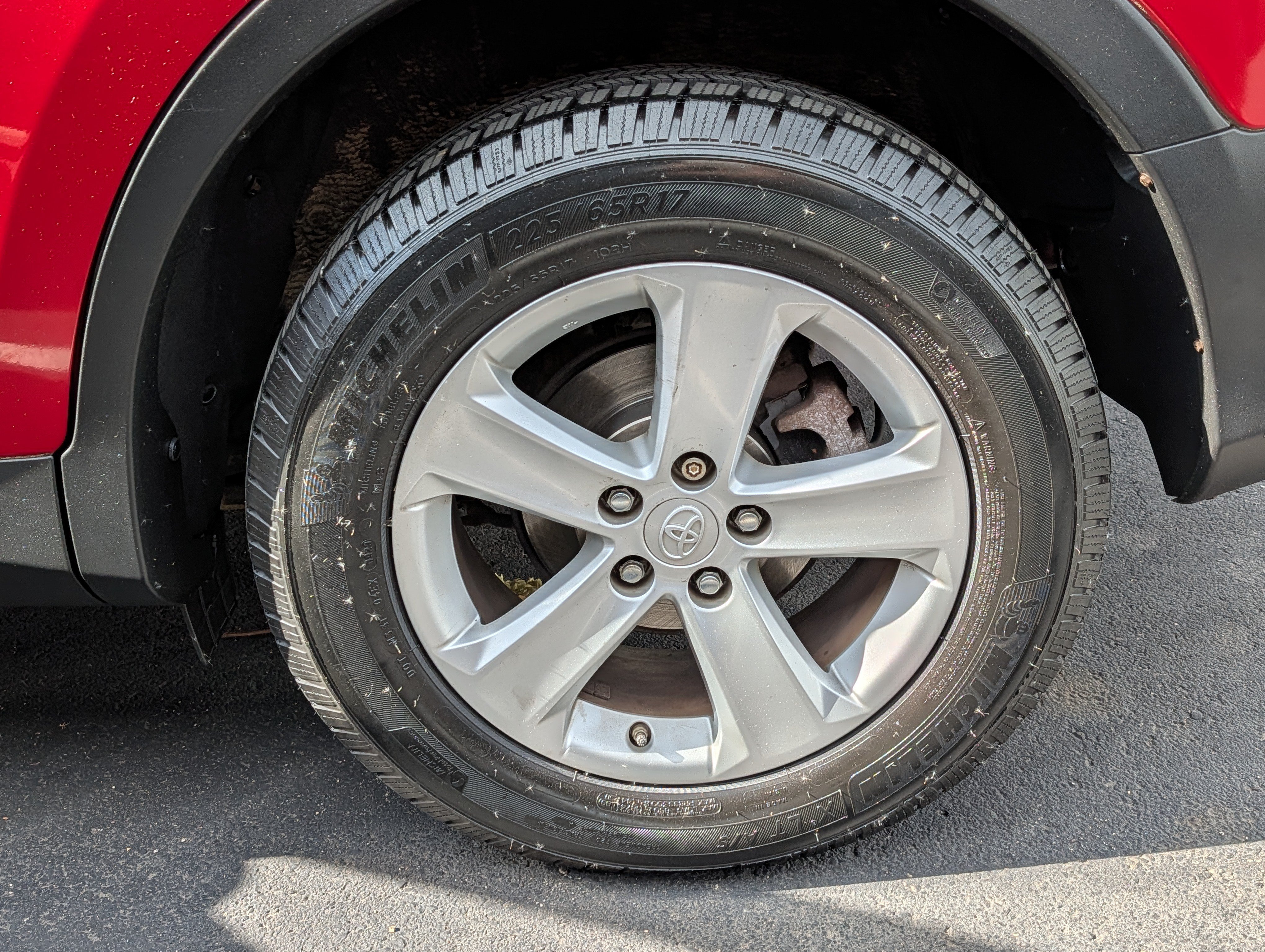 Used 2014 Toyota RAV4 XLE AWD/4WD image 15