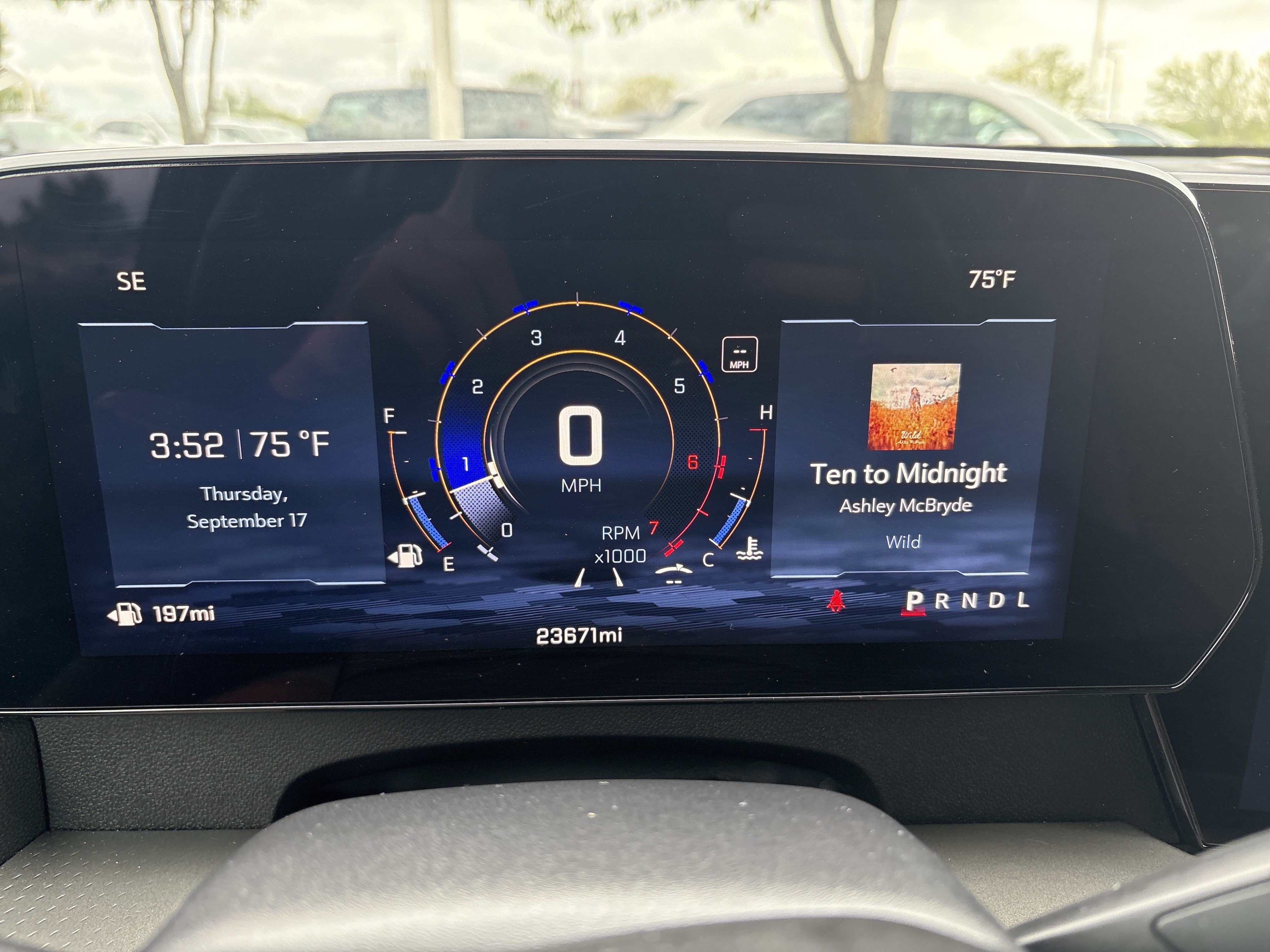 Used 2026 Chevrolet Traverse LT w/ Driver Confidence Package FWD image 17