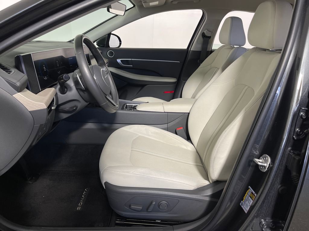 Certified 2025 Hyundai Sonata SEL FWD image 12