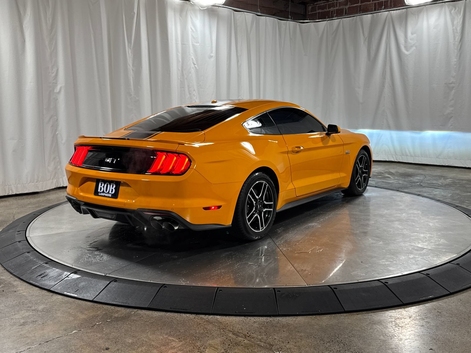 Used 2019 Ford Mustang GT RWD image 9