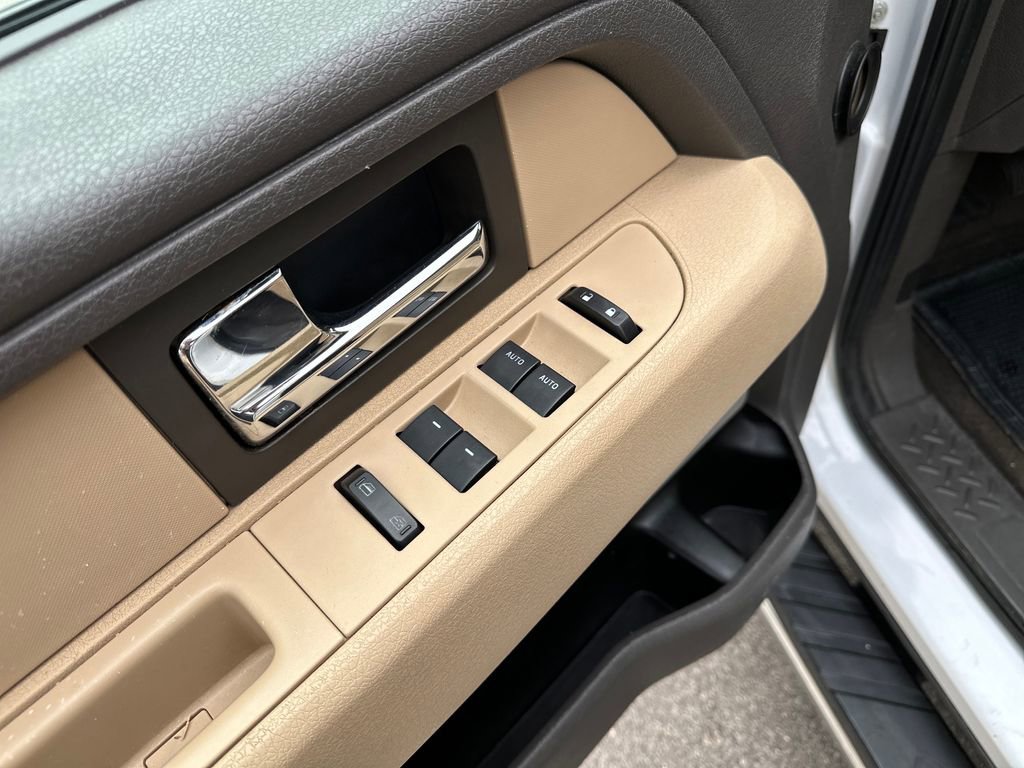Used 2013 Ford F150 XLT w/ XLT Chrome Pkg RWD image 16