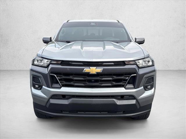 Used 2023 Chevrolet Colorado LT w/ LT Convenience Package II AWD/4WD image 2