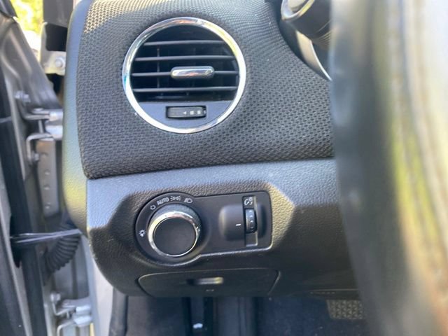 Used 2015 Chevrolet Cruze LT w/ Technology Package FWD image 18