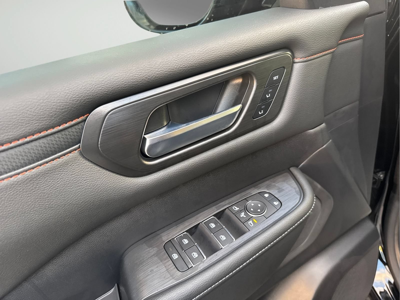 New 2026 Nissan Armada PRO-4X AWD/4WD image 12