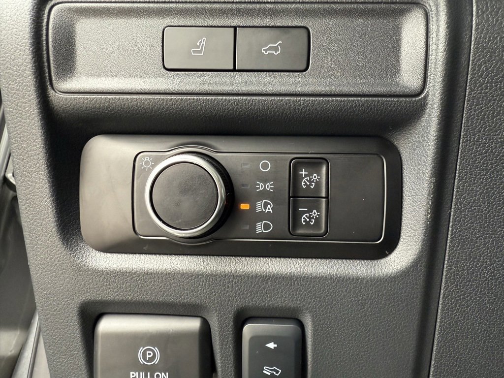 Used 2024 Ford Expedition XLT image 25