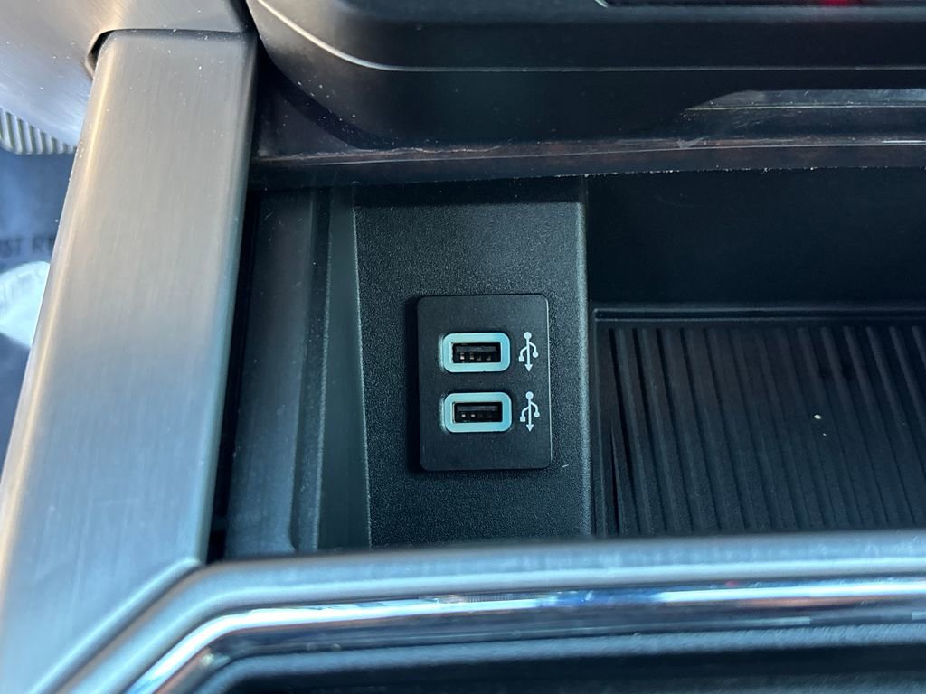 Used 2017 Ford F350 Platinum w/ Platinum Ultimate Package image 22