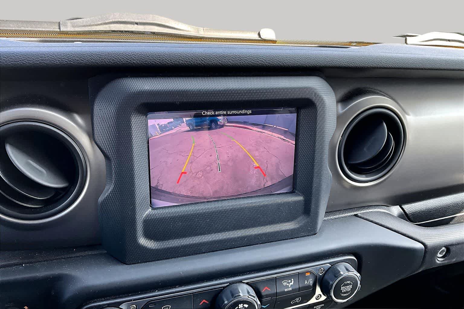 Used 2019 Jeep Wrangler Unlimited Sport S AWD/4WD image 26