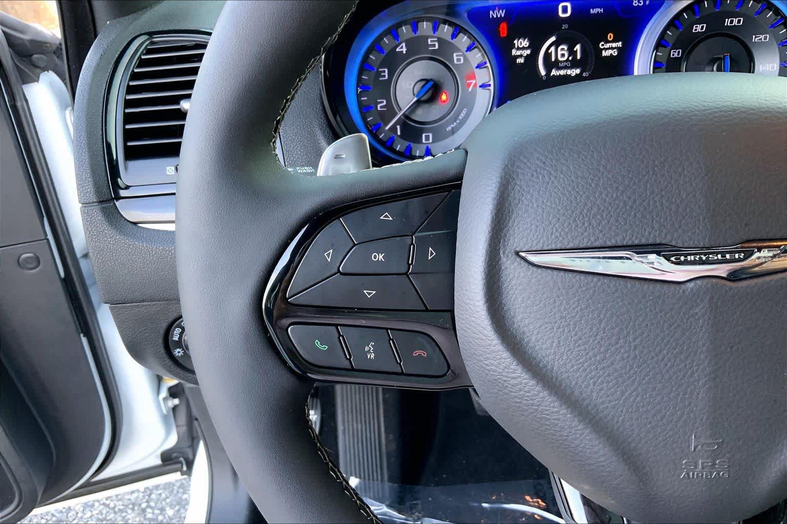 Used 2023 Chrysler 300 S w/ Comfort Group RWD image 23