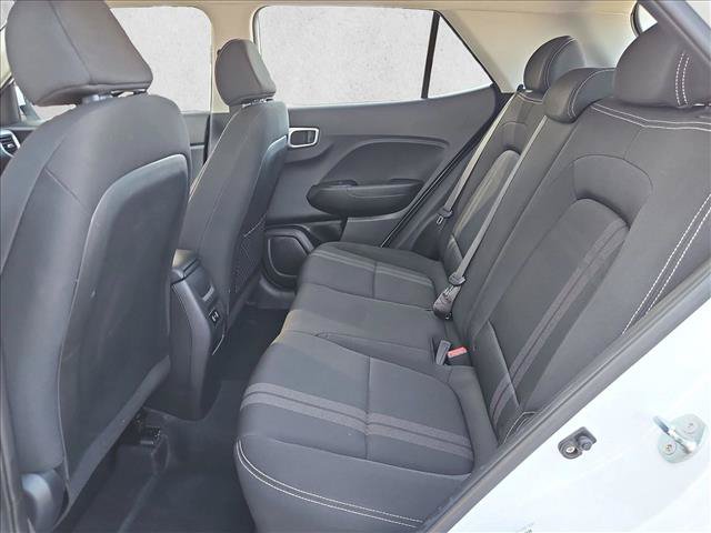 Certified 2025 Hyundai Venue SEL FWD image 17