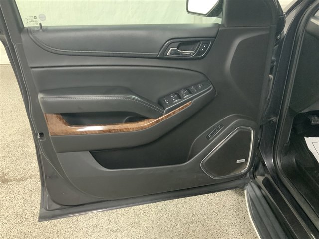 Used 2017 Chevrolet Tahoe Premier AWD/4WD image 19