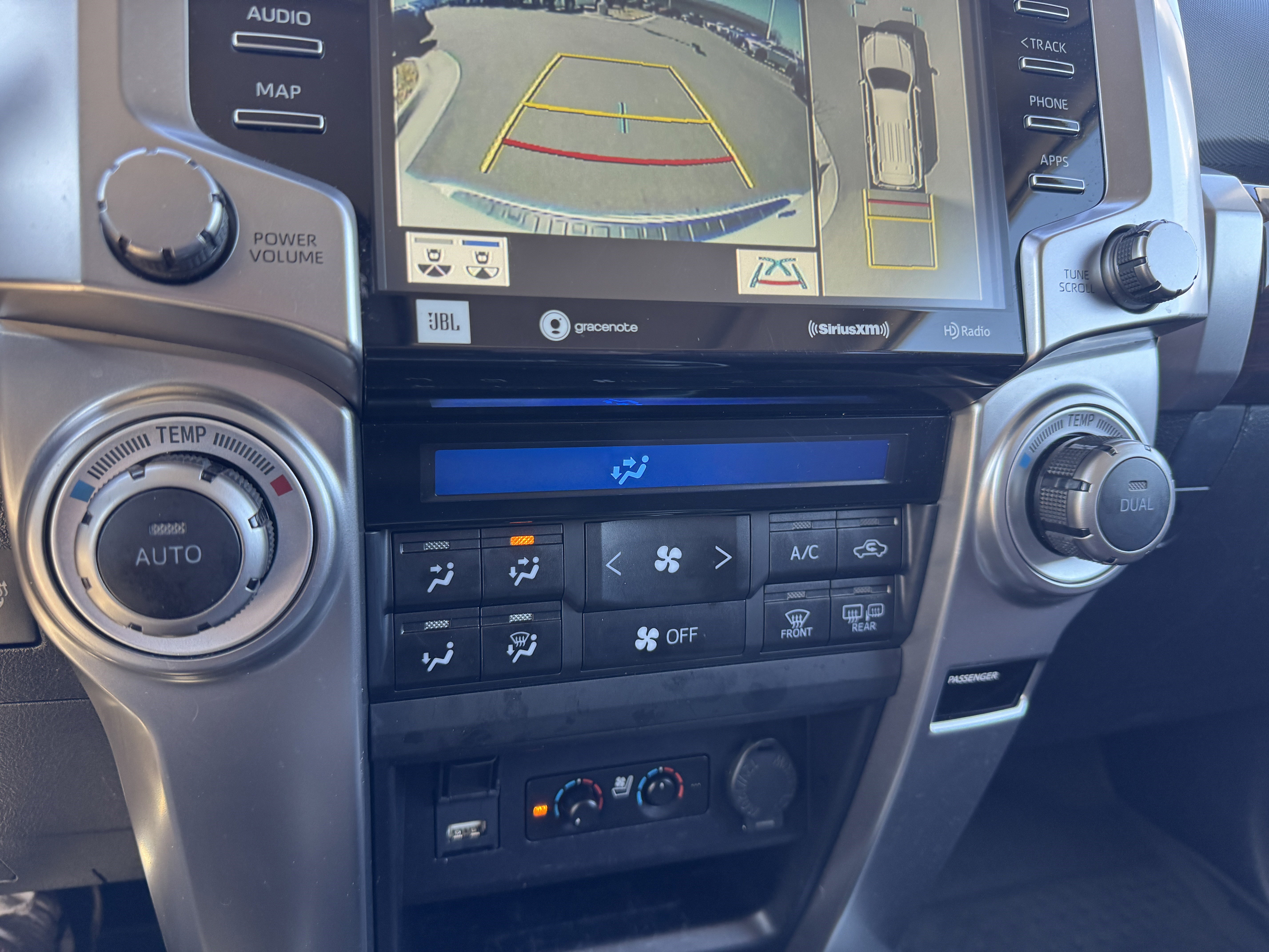 Used 2023 Toyota 4Runner Limited image 27