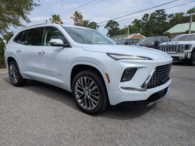 New 2026 Buick Enclave Avenir w/ Super Cruise Package FWD image 2