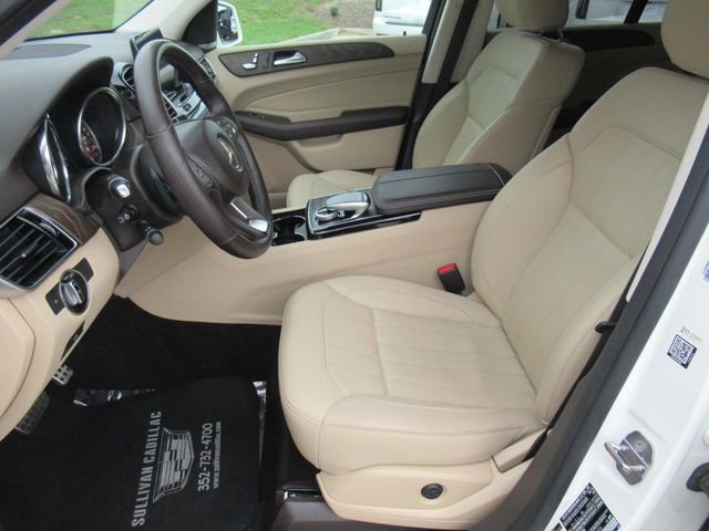 Used 2019 Mercedes-Benz GLE 400 4MATIC image 16