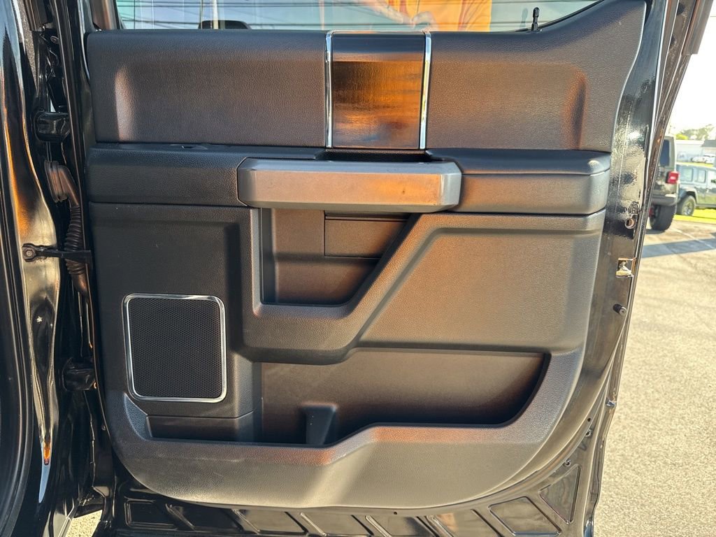 Used 2019 Ford F450 Platinum w/ Platinum Ultimate Package image 19