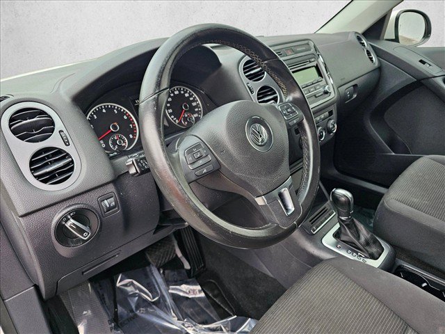 Used 2013 Volkswagen Tiguan S FWD image 24