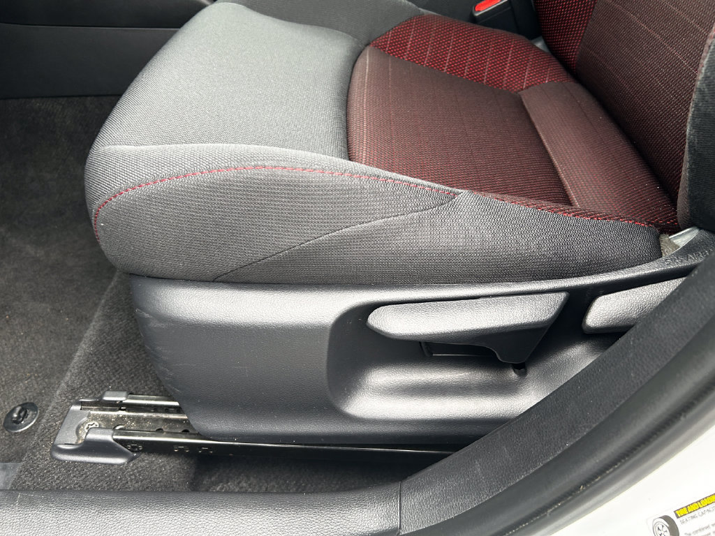 Used 2025 Toyota Corolla SE FWD image 20