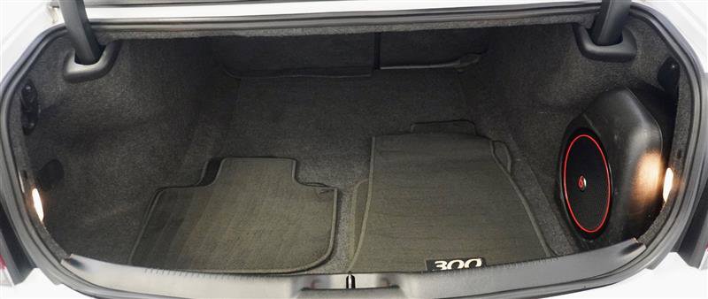 Used 2017 Chrysler 300 S image 41