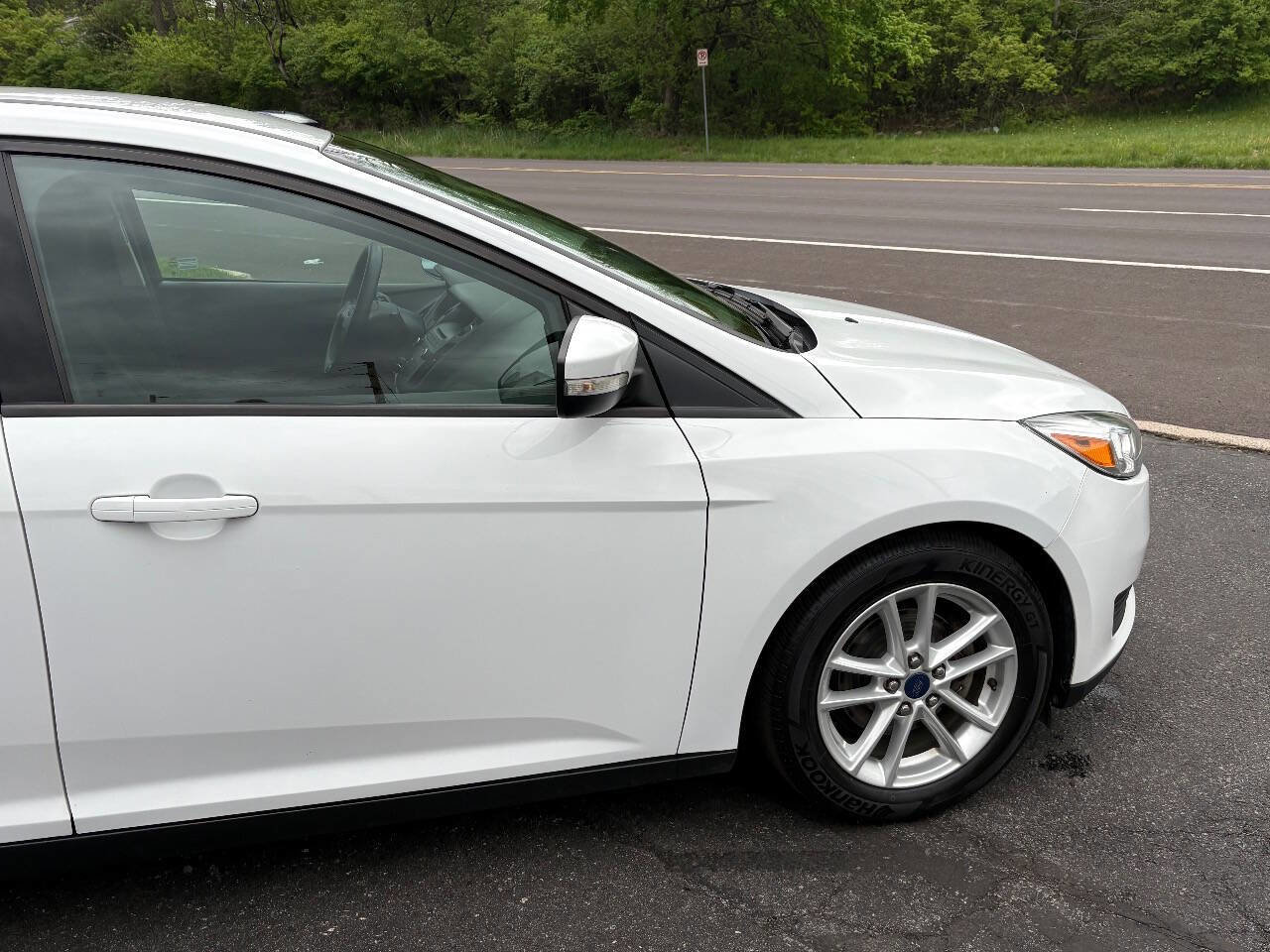 Used 2015 Ford Focus SE FWD image 5