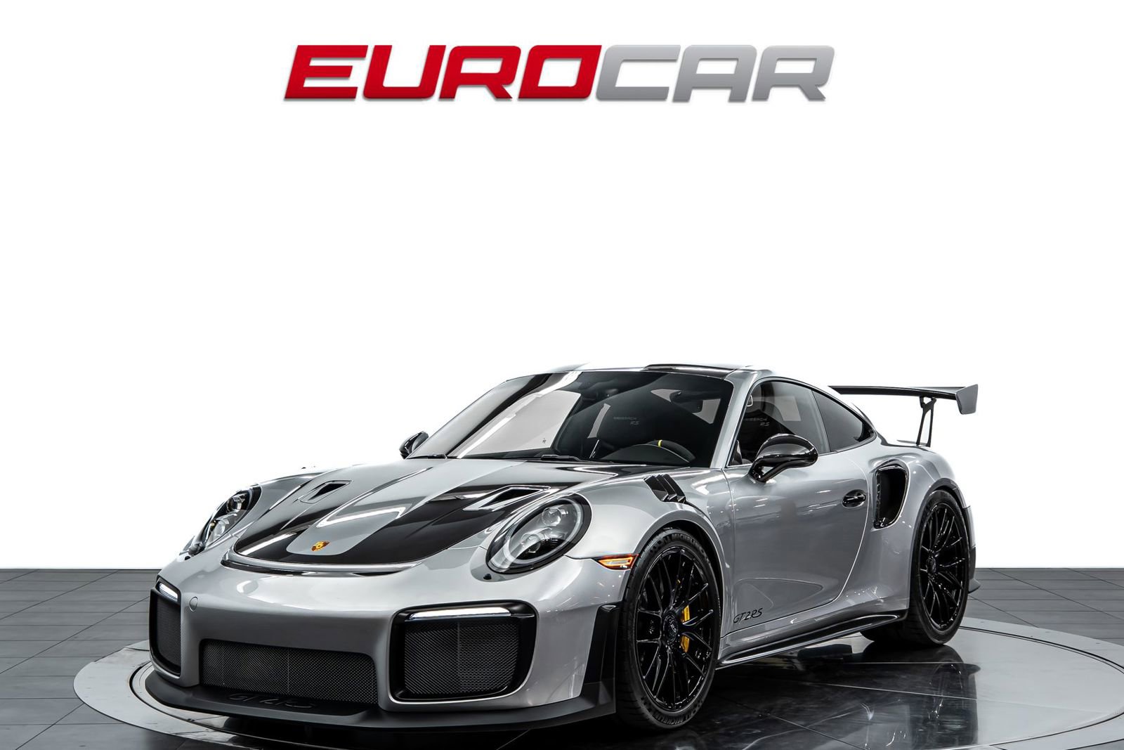 Used 2018 Porsche 911 GT2 RS RWD image 1