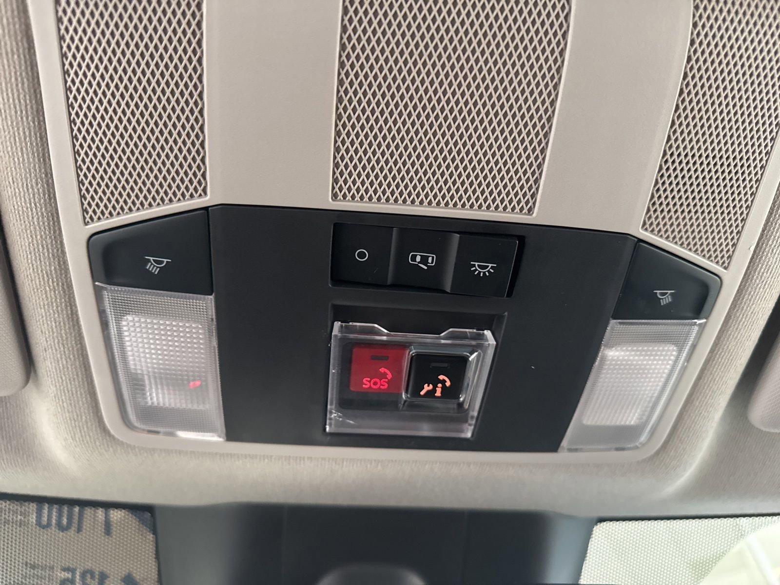 Used 2024 Mitsubishi Eclipse Cross LE image 32