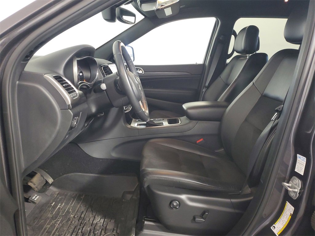 Used 2019 Jeep Grand Cherokee Altitude image 11