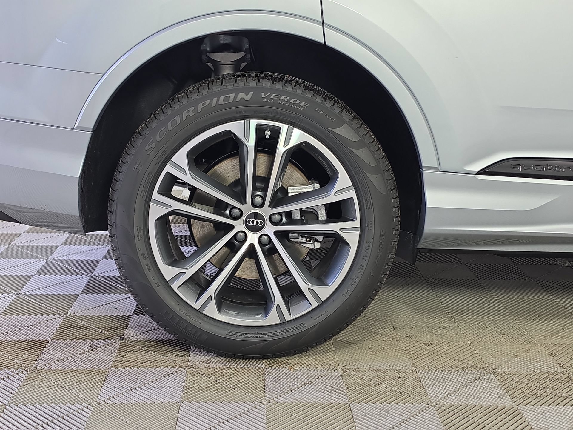 New 2026 Audi Q7 2.0T Premium AWD/4WD image 7