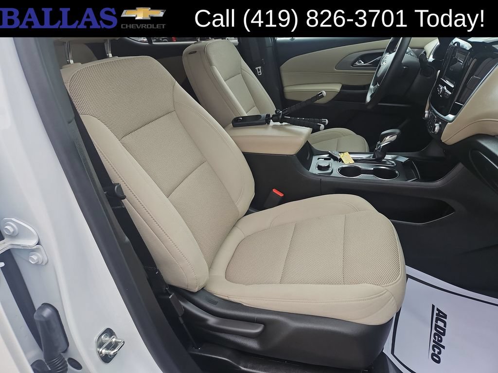 Certified 2023 Chevrolet Traverse LS FWD image 28