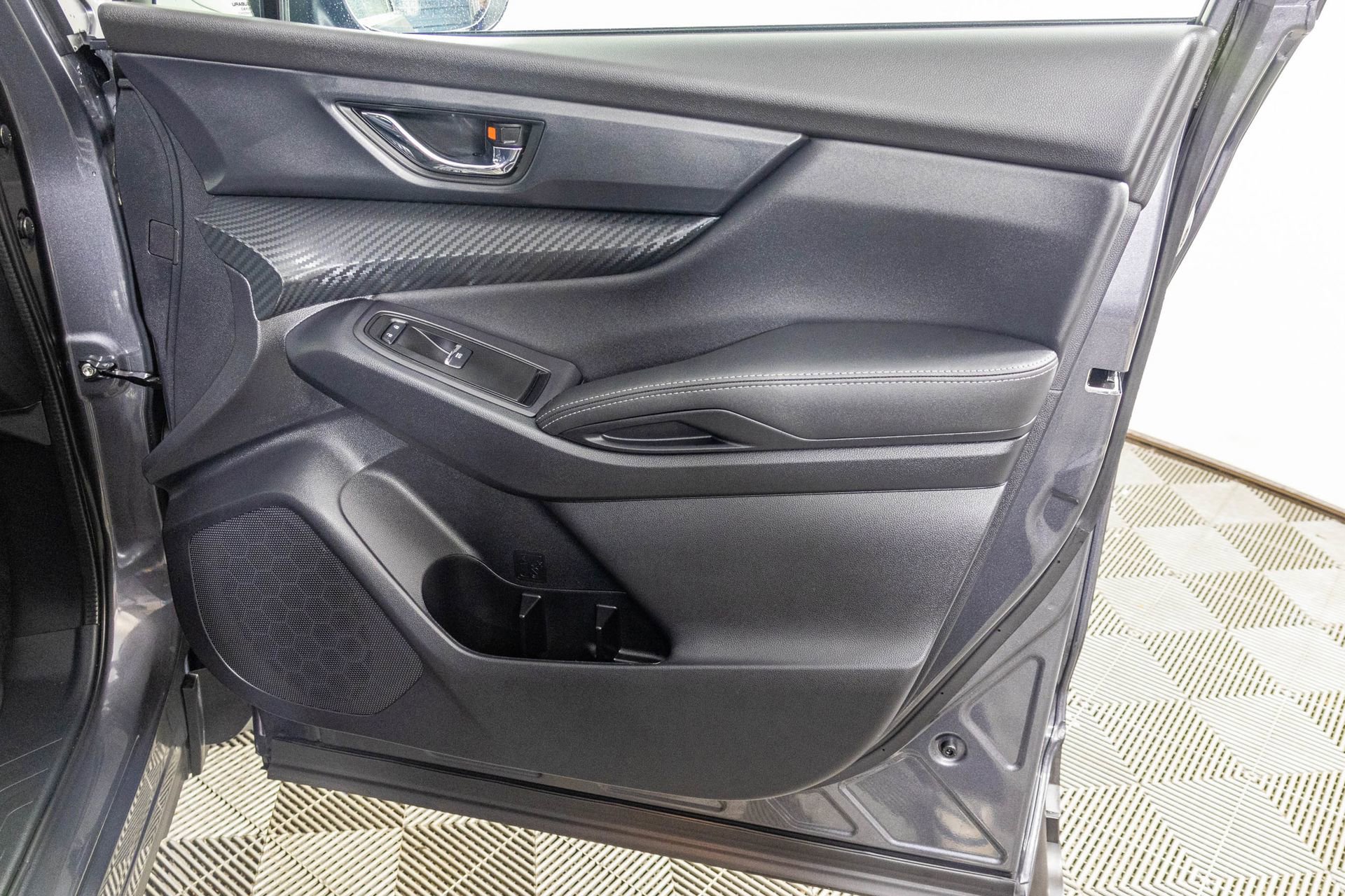 Used 2026 Subaru Ascent Premium image 49