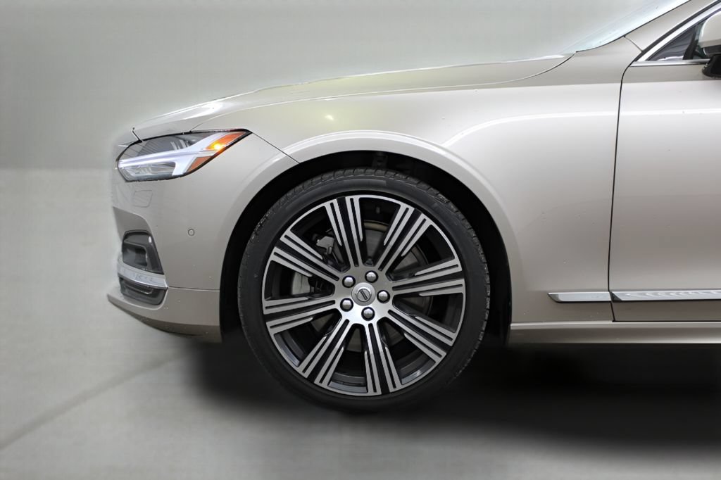Certified 2023 Volvo S90 B6 Plus w/ Protection Package Premier AWD/4WD image 40