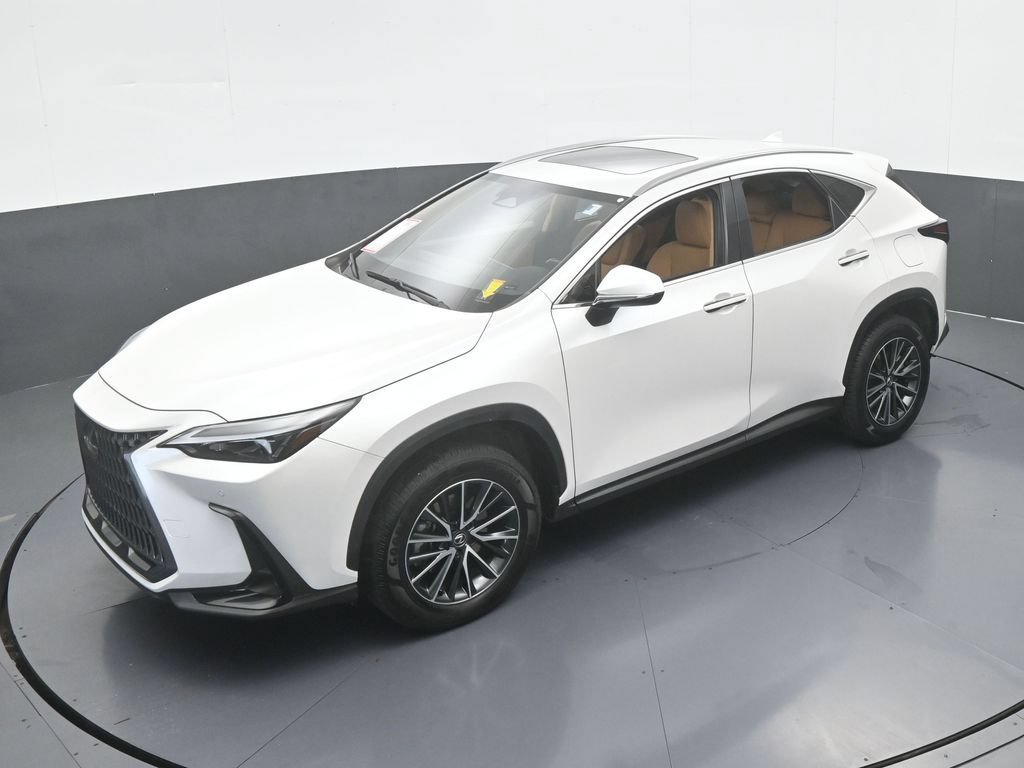 Used 2025 Lexus NX 250 FWD w/ Towing Package (2000 Lbs) image 45