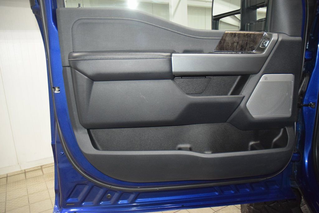 Used 2026 Ford F250 Lariat w/ Black Appearance Package image 42