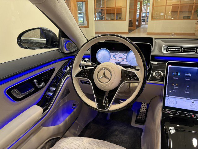 New 2026 Mercedes-Benz S 580 4MATIC Sedan image 17