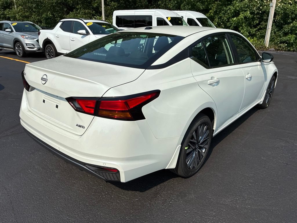New 2026 Nissan Altima 2.5 SV AWD/4WD image 7