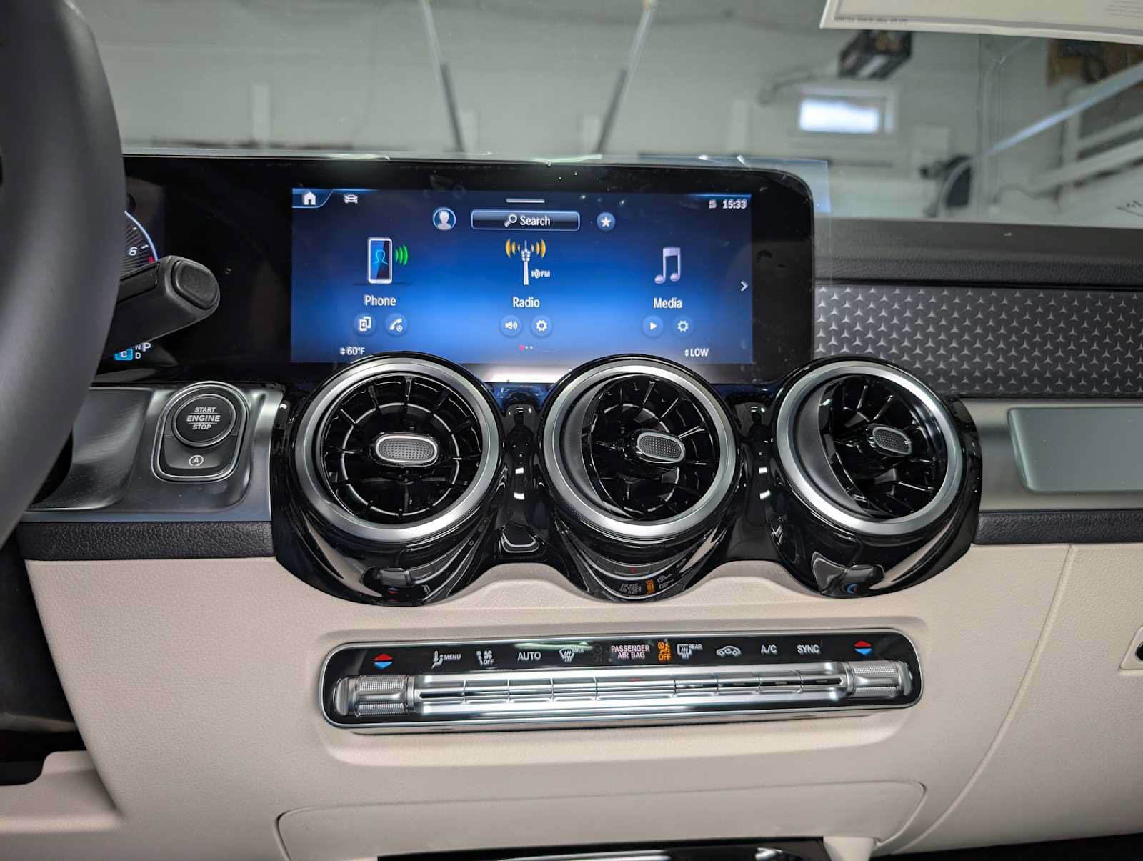 New 2026 Mercedes-Benz GLB 250 4MATIC image 29