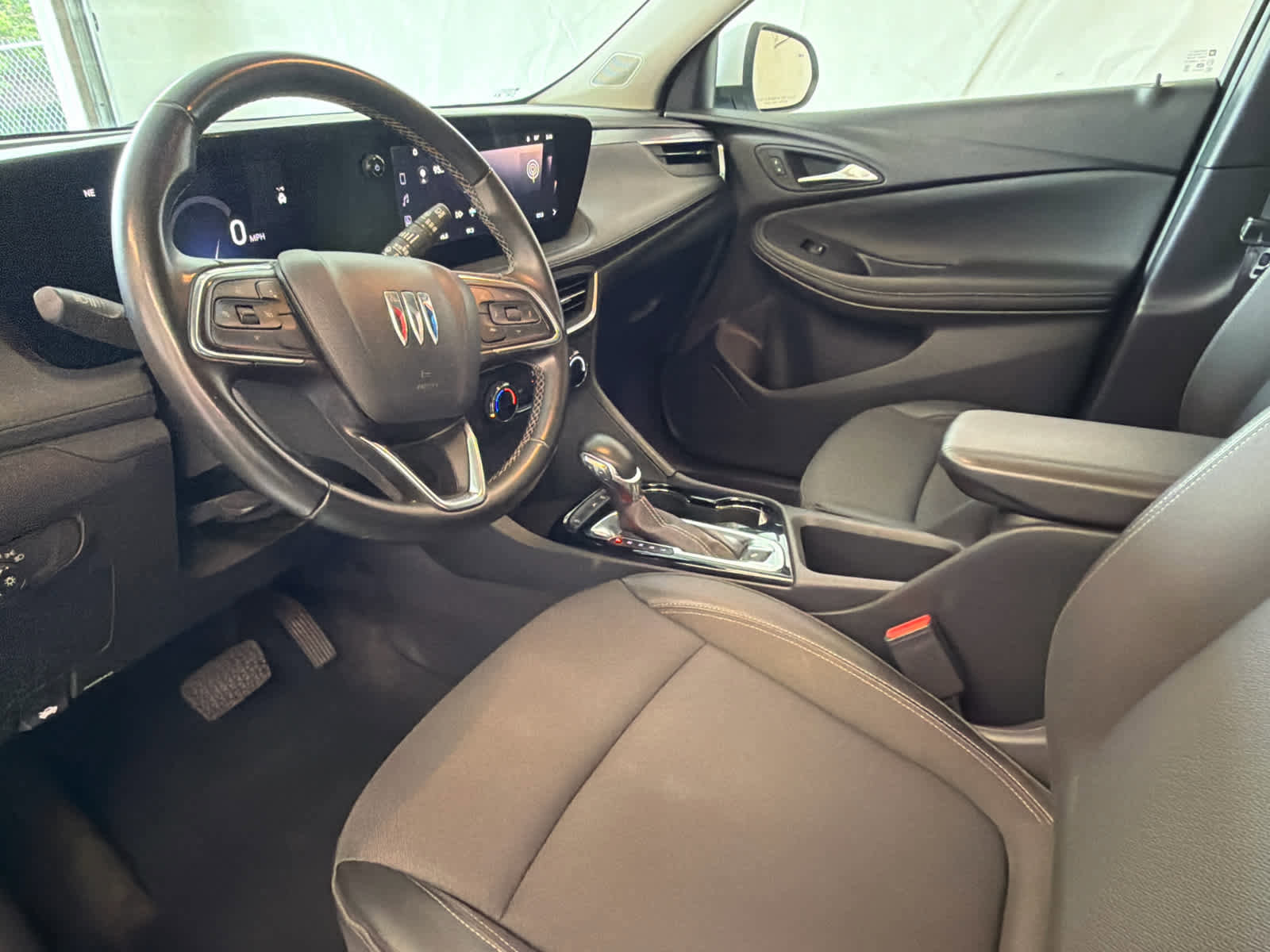 Used 2024 Buick Encore GX Preferred FWD image 12