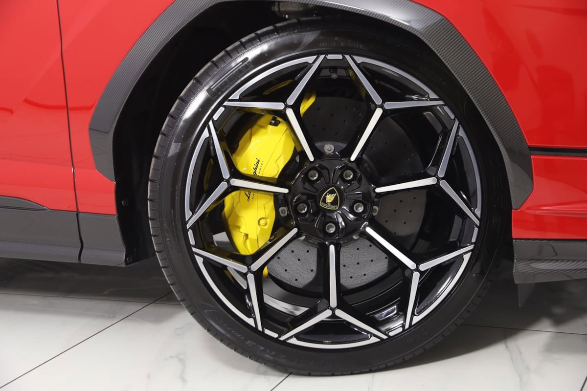 Used 2024 Lamborghini Urus Performante image 25