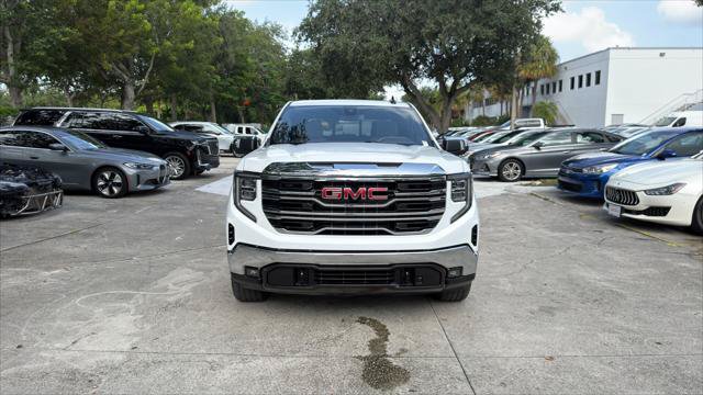 Used 2025 GMC Sierra 1500 SLT w/ SLT Premium Package AWD/4WD image 14