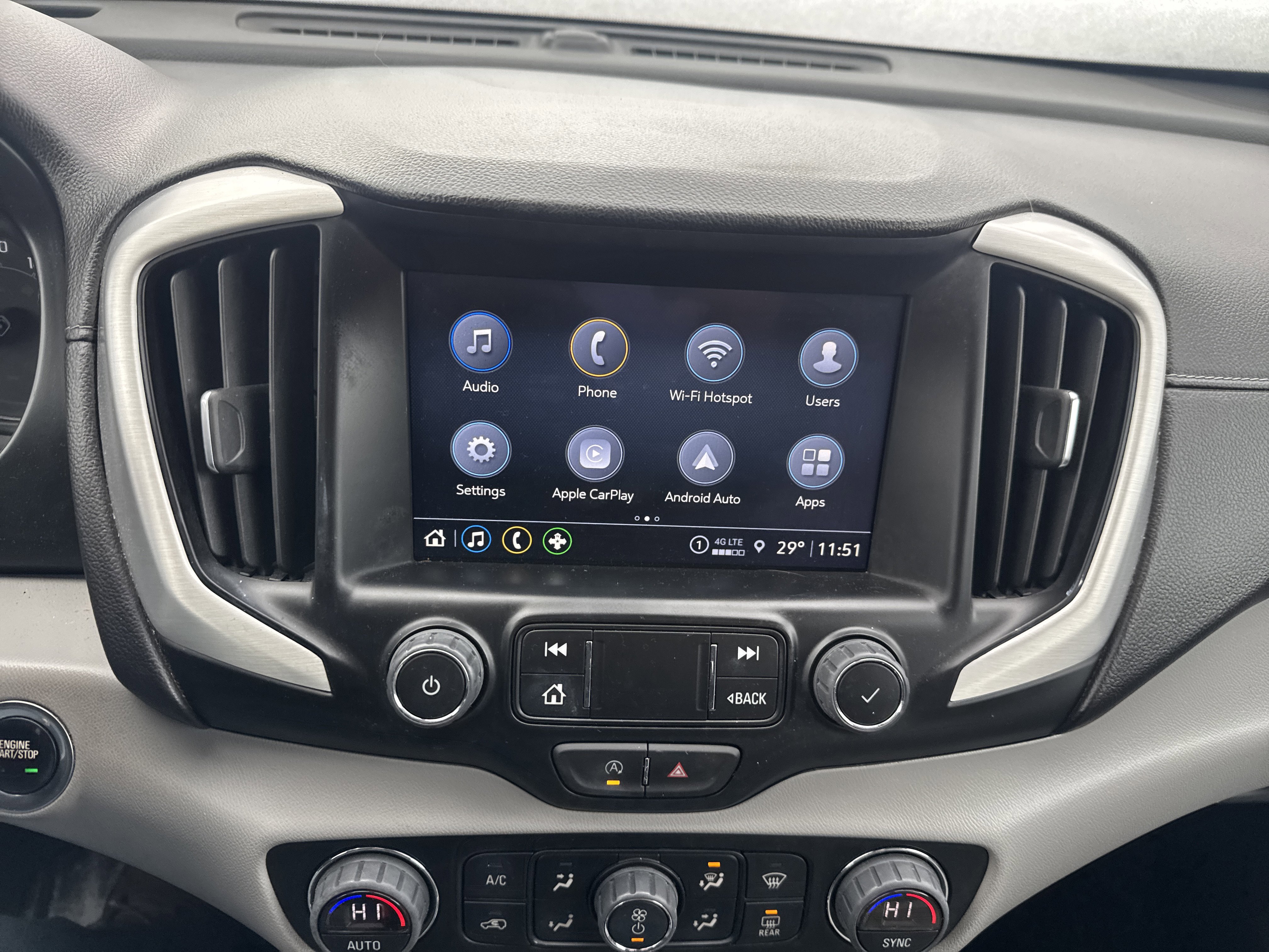 Used 2023 GMC Terrain SLT w/ LPO, Floor Liner Package image 23