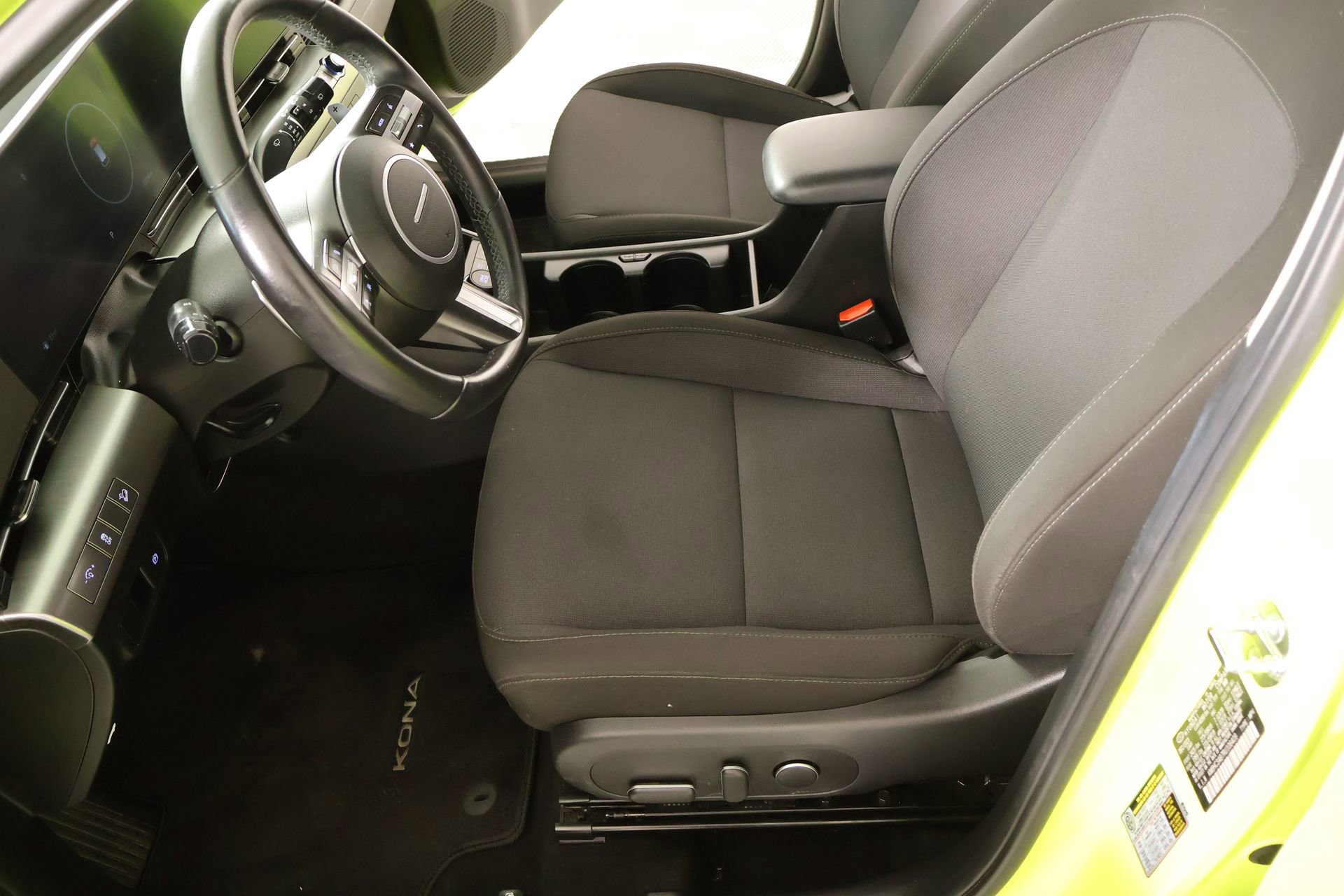 Used 2024 Hyundai Kona SEL w/ Convenience Package image 11